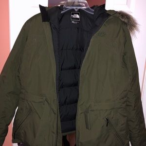 North Face Down Winter Jacket Size Women XL